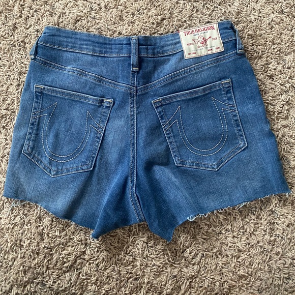 True Religion Maisie Denim Shorts - Picture 3 of 4